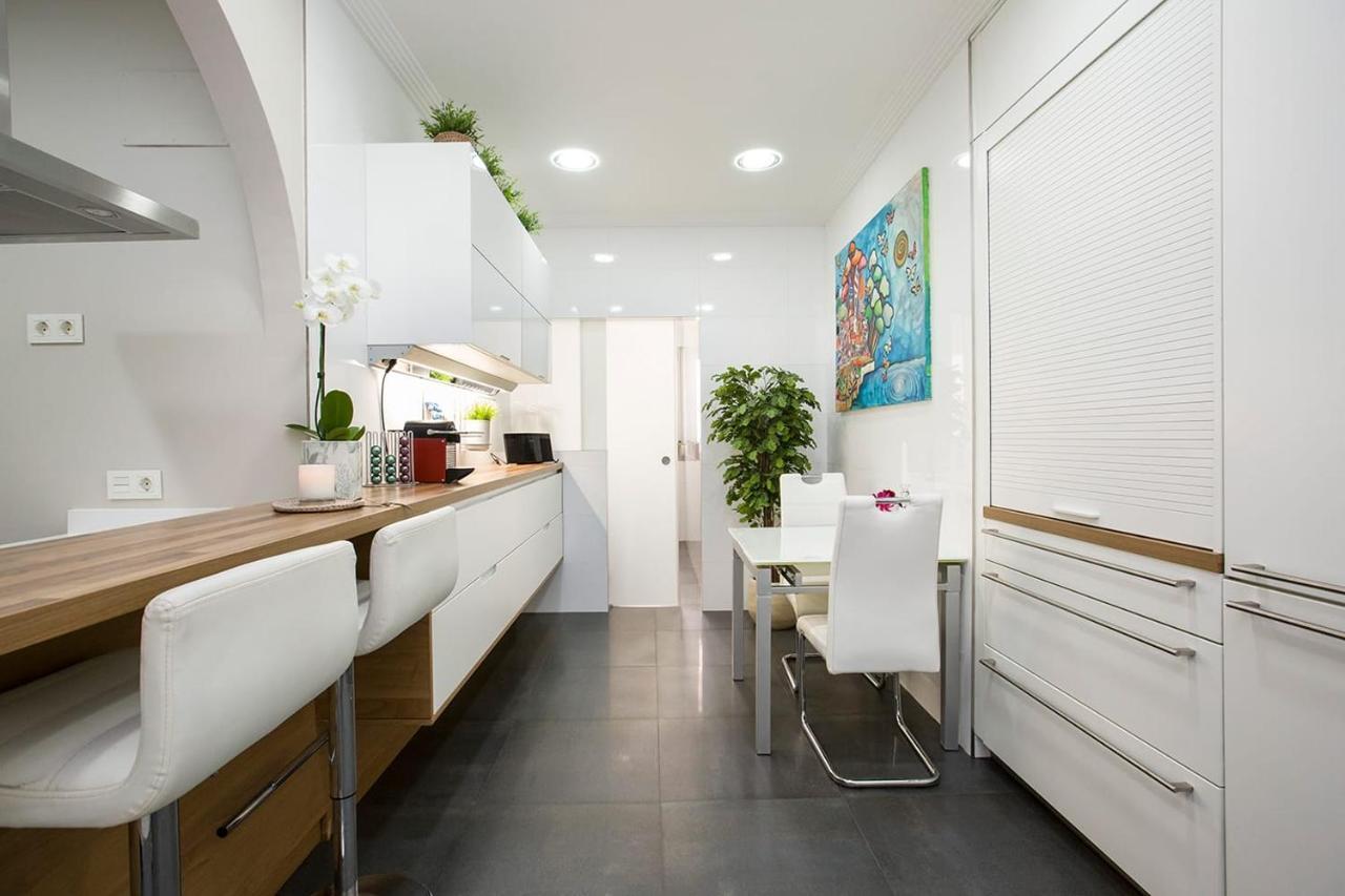 Habitacion En Vivienda Gran Via Bilbao Luaran gambar